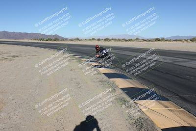 media/Dec-01-2025-Moto Forza (Mon) [[2daa91e15f]]/2-Intermediate Group/Session 4 (Turn 10 Inside)/